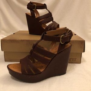 Born Brown Sandal